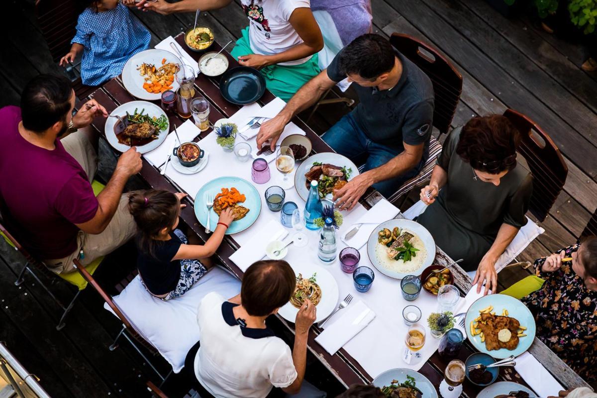 Restaurant Hotel Zum Storchen ヴァルトキルヒ エクステリア 写真