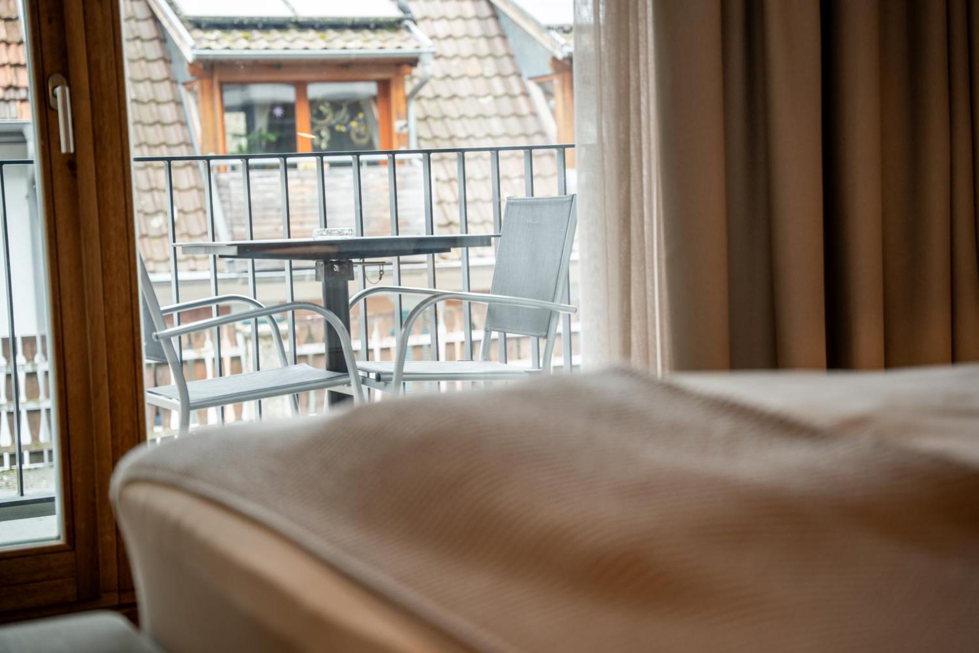 Restaurant Hotel Zum Storchen ヴァルトキルヒ エクステリア 写真